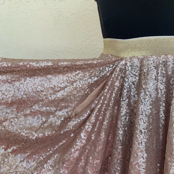 Boutique Sequin Maxi Skirt Double Full with Pockets - Picture 9 of 10